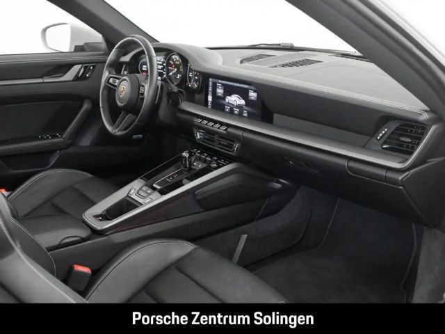 Porsche 911 992 Carrera Coupé