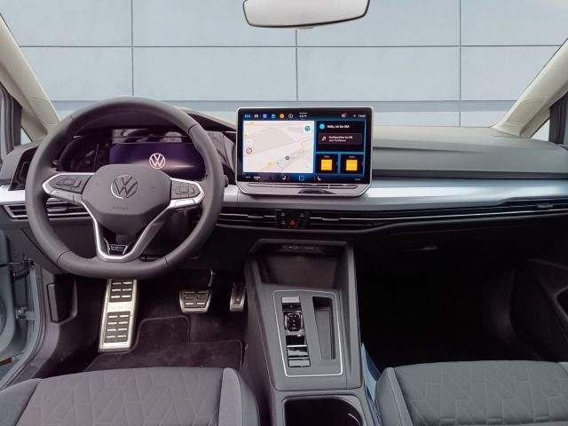 Volkswagen Golf 1.5 eTSI DSG Variant