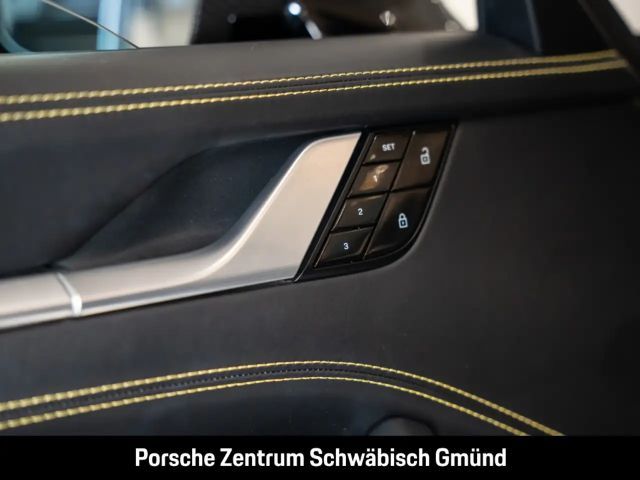 Porsche 992 Cabrio S Turbo