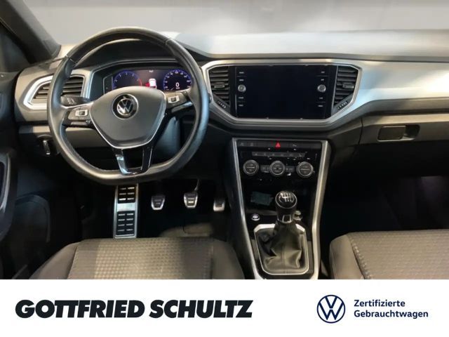 Volkswagen T-Roc ACTIVE TSI NAVI EINPARKHILFE ACC LED SITZHEIZUNG