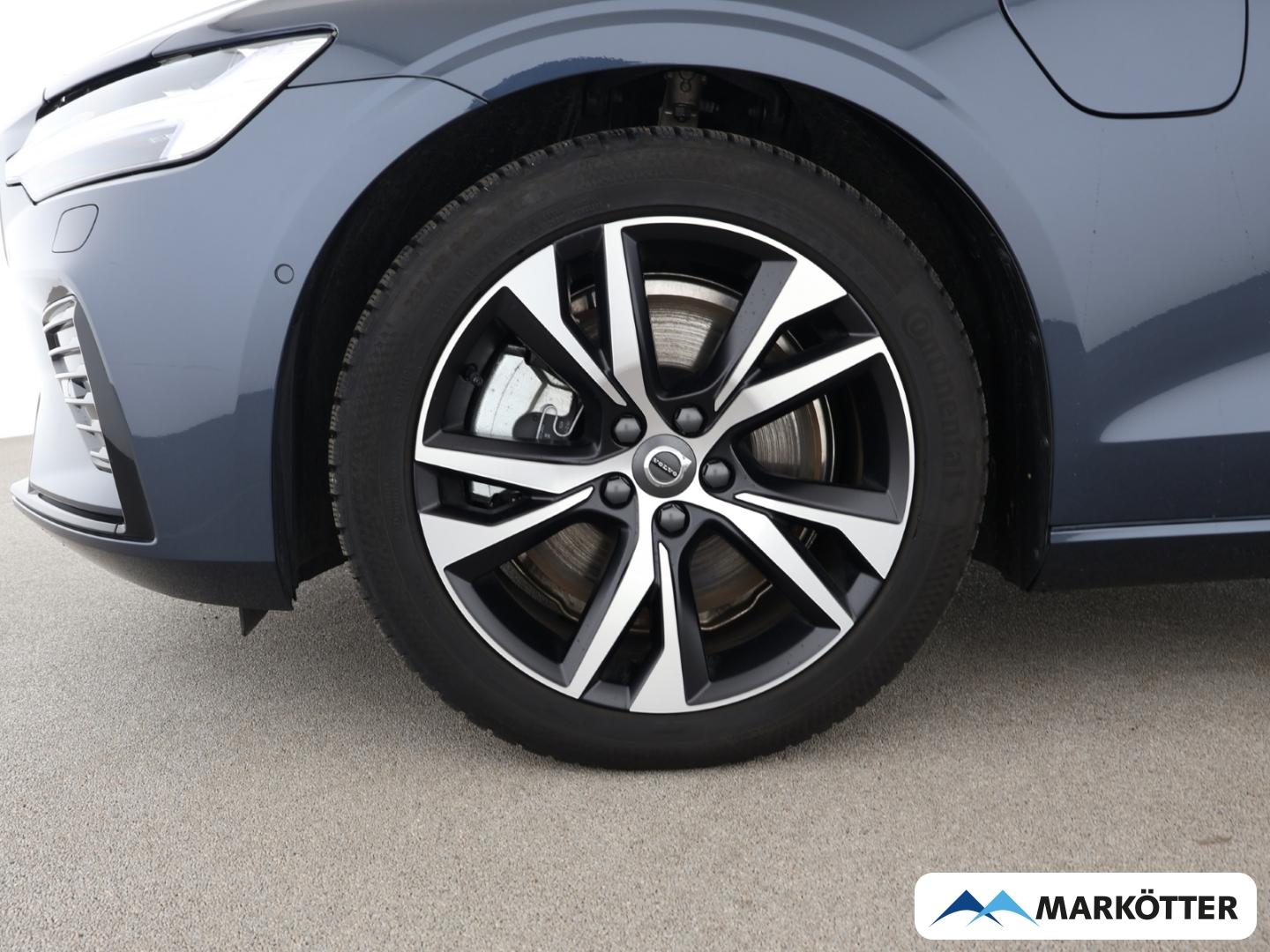 Volvo V60 AWD Dark Plus Recharge T6