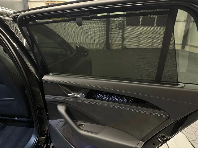 Volkswagen Passat 4Motion R-Line Variant