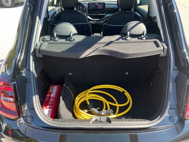Fiat 500e 42 kWh