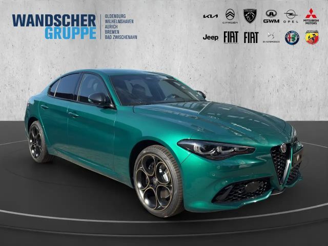 Alfa Romeo Giulia Q4 Turbo