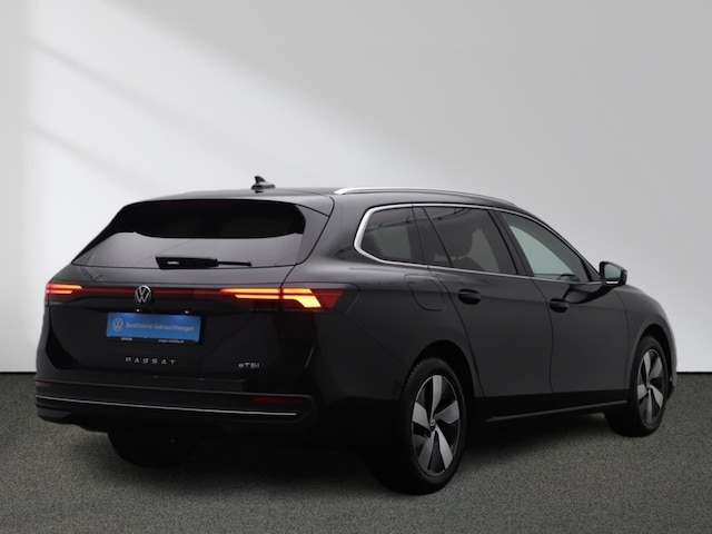 Volkswagen Passat 1.5 eTSI Business Variant