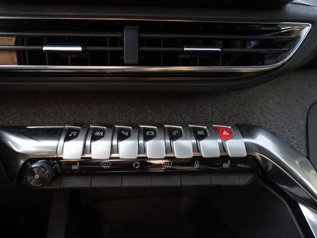 Peugeot 3008 Allure Pack EAT8 PureTech