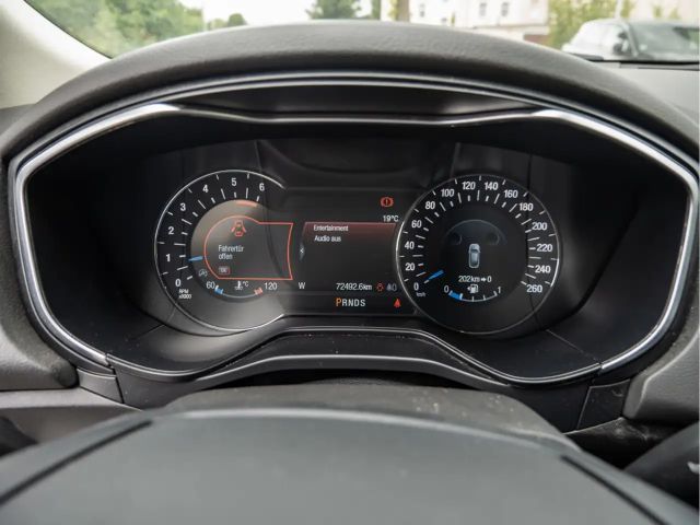 Ford Mondeo Titanium