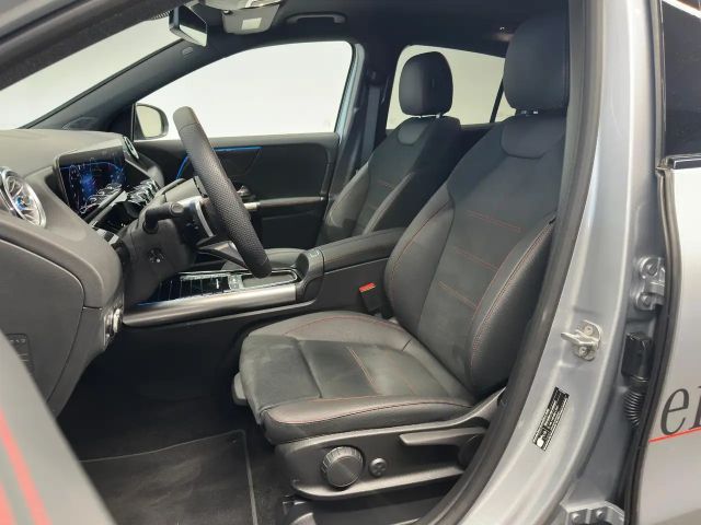 Mercedes-Benz GLA 200 4MATIC GLA 200 d