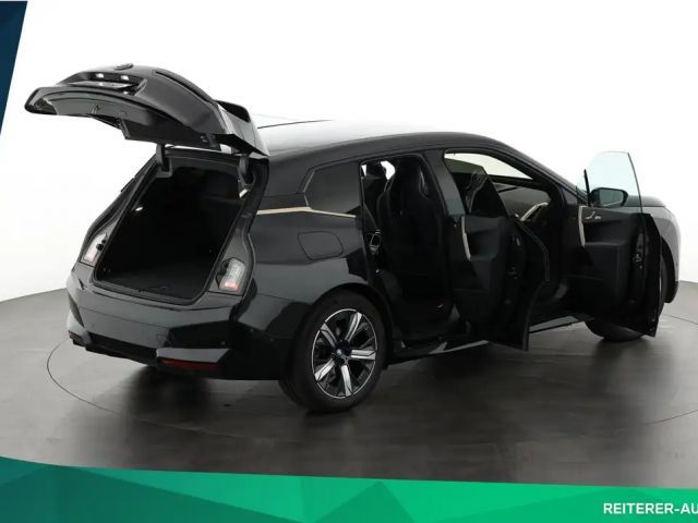 BMW iX xDrive40