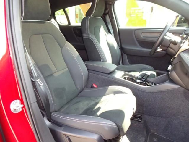 Volvo C40 AWD Recharge