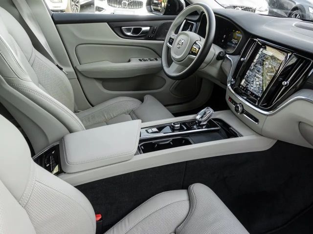 Volvo V60 Cross Country AWD Ultimate