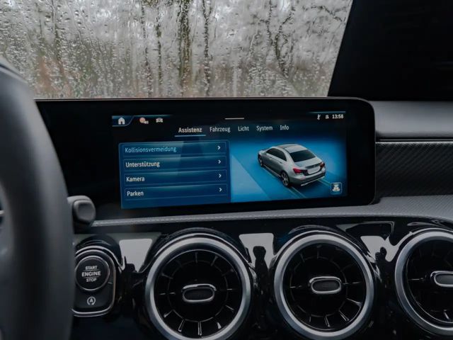 Mercedes-Benz A 200 Progressive