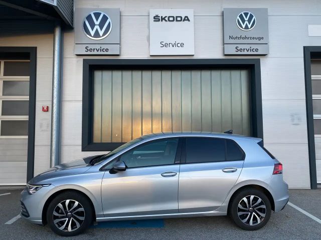 Volkswagen Golf 8 Limo Sondermodell*Active*116TDI,AHV,LED,ACC,Navi