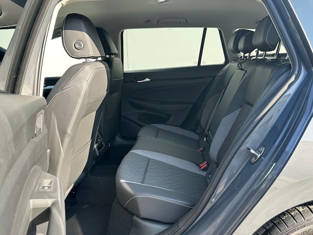 Volkswagen Golf DSG Variant