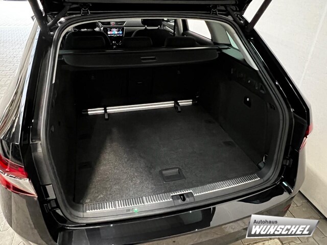 Skoda Superb 2.0 TDI Combi Style Style