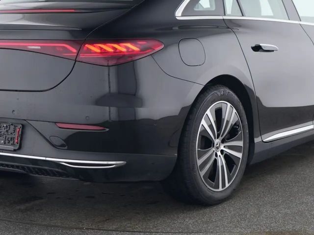 Mercedes-Benz EQE 300 Sedan