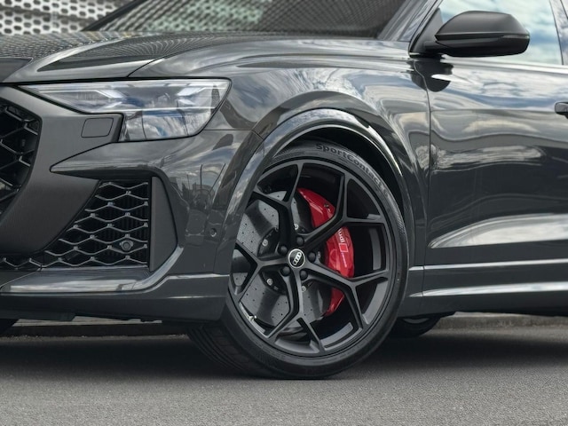 Audi RS Q8 Performance Quattro