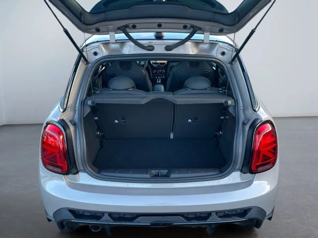 MINI Cooper JCW Trim *Bi-LED*Pano*Navi*CAM*SHZ*CarPlay*