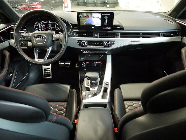 Audi RS4 Avant Quattro