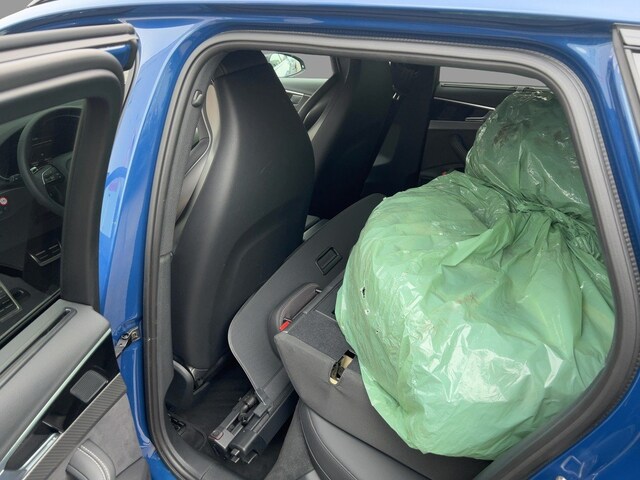 Audi RS4 Avant Quattro