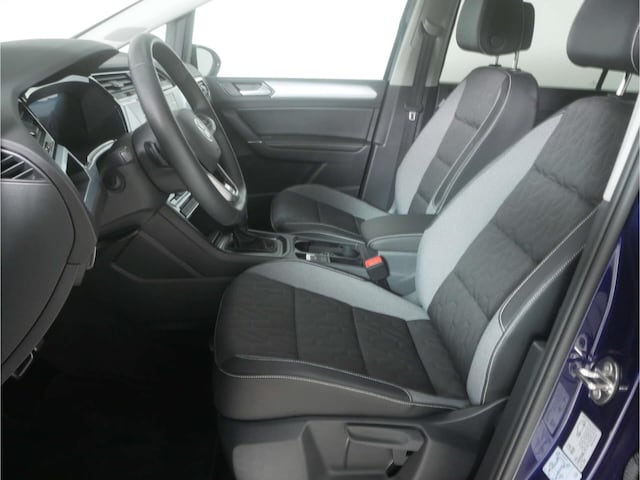 Volkswagen Touran 1.5 TSI DSG