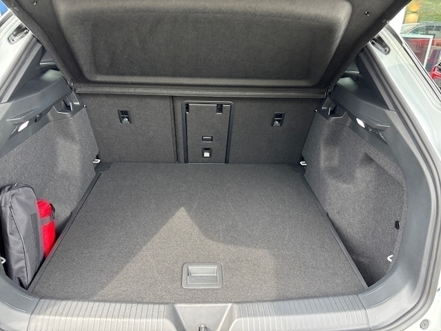 Volkswagen ID.4 KEYLESS AHK LED PANO NAVI