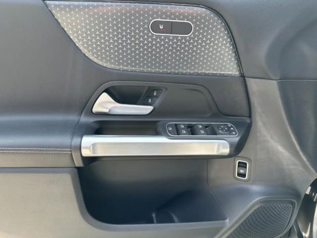 Mercedes-Benz GLB 220 GLB 220 d