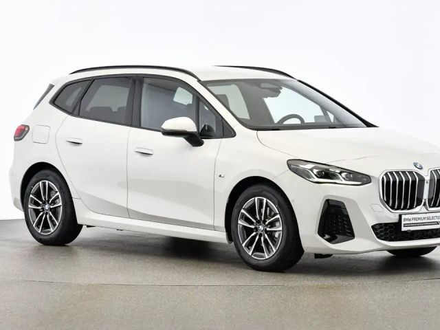 BMW 218 218d Active Tourer Sedan