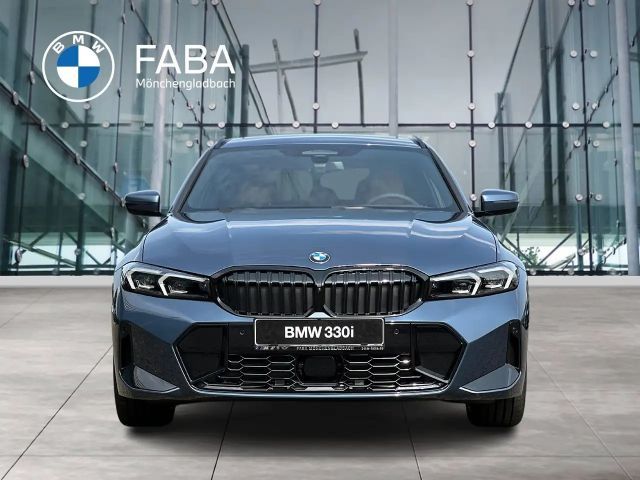 BMW 330 330i M-Sport Touring xDrive