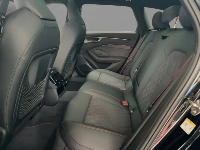 Audi A6 e-tron Quattro