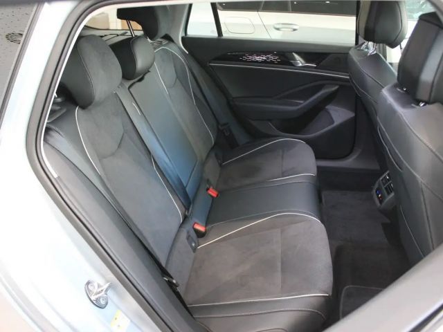 Volkswagen Passat 2.0 TDI Business DSG Variant