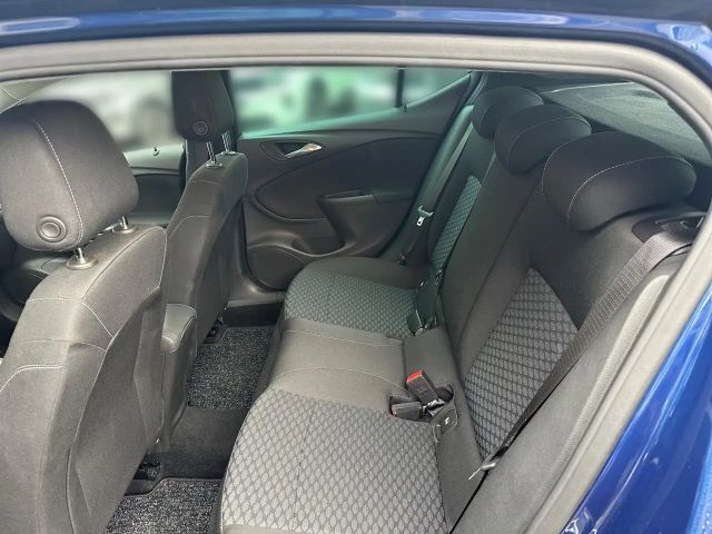 Opel Astra K Lim. 5-trg. (08.2015*SHZ*KAMERA*PDC*