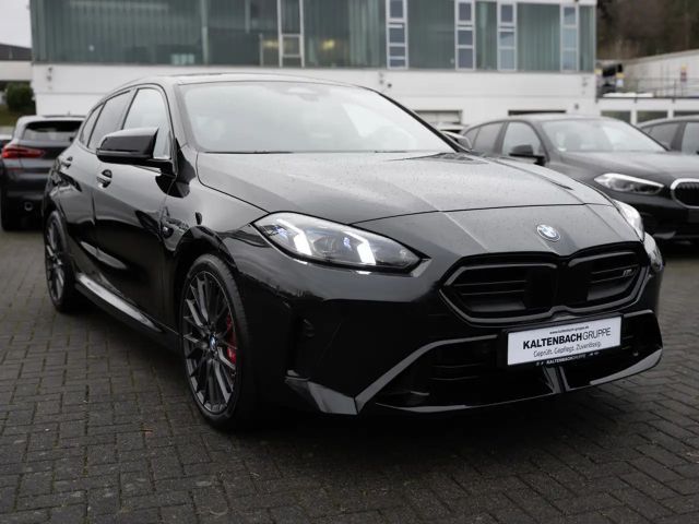 BMW 135 Sedan xDrive