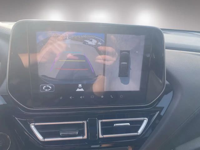 Suzuki S-Cross Flash Hybrid