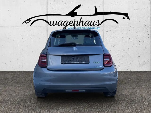 Fiat 500e 42 kWh Icon
