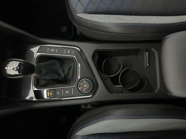 Volkswagen Tiguan 4M R PANO LM21 HARMAN KAMERA