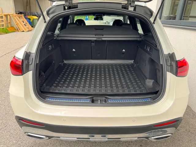 Mercedes-Benz GLC 300 4MATIC AMG Line