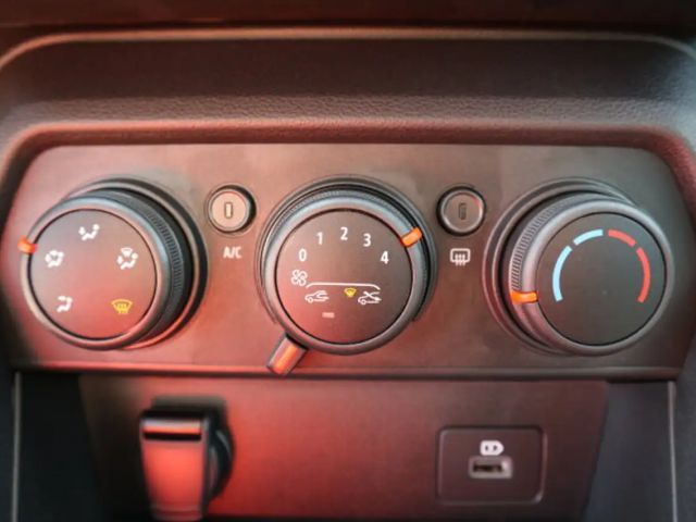 Dacia Logan Logan Sedan Expression Kamera/Klima/PDC/LED/Navi