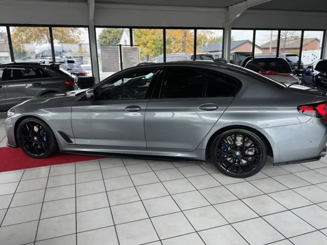 BMW 550 550i Sedan xDrive