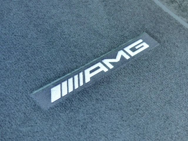 Mercedes-Benz GLB 250 4MATIC AMG Line