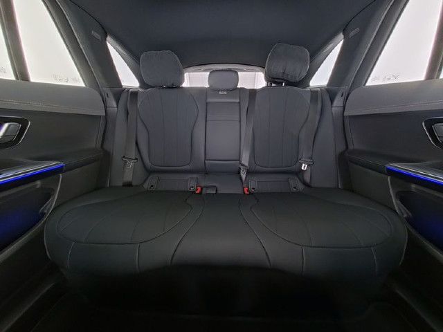 Mercedes-Benz EQE SUV 350