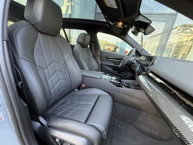 BMW 540 540d M-Sport xDrive