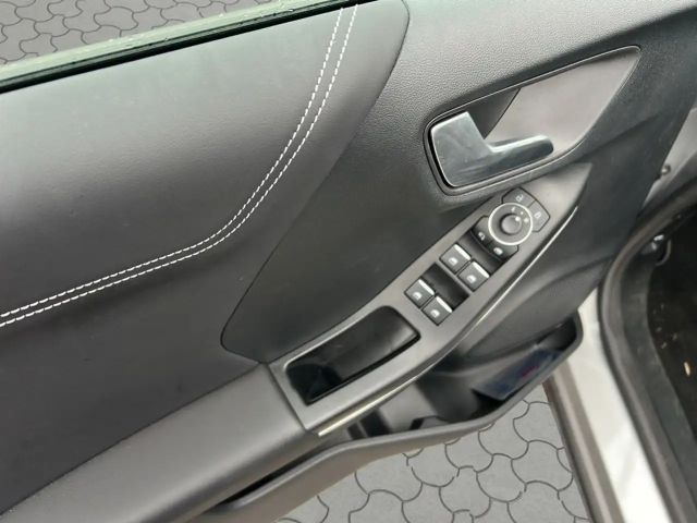 Ford Puma EcoBoost Titanium