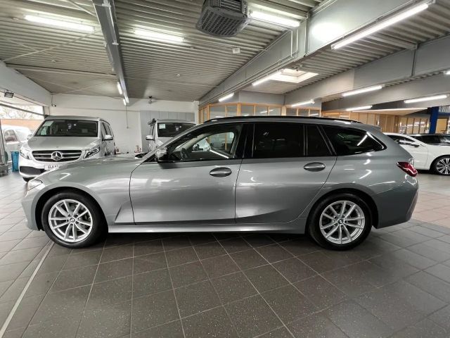 BMW 318 318d Touring
