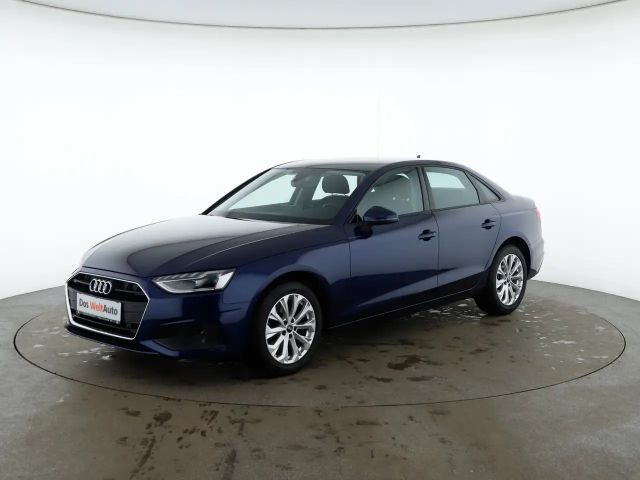 Audi A4 30 TDI Sedan