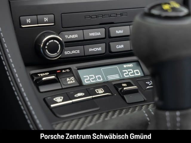 Porsche Cayman 718 RS