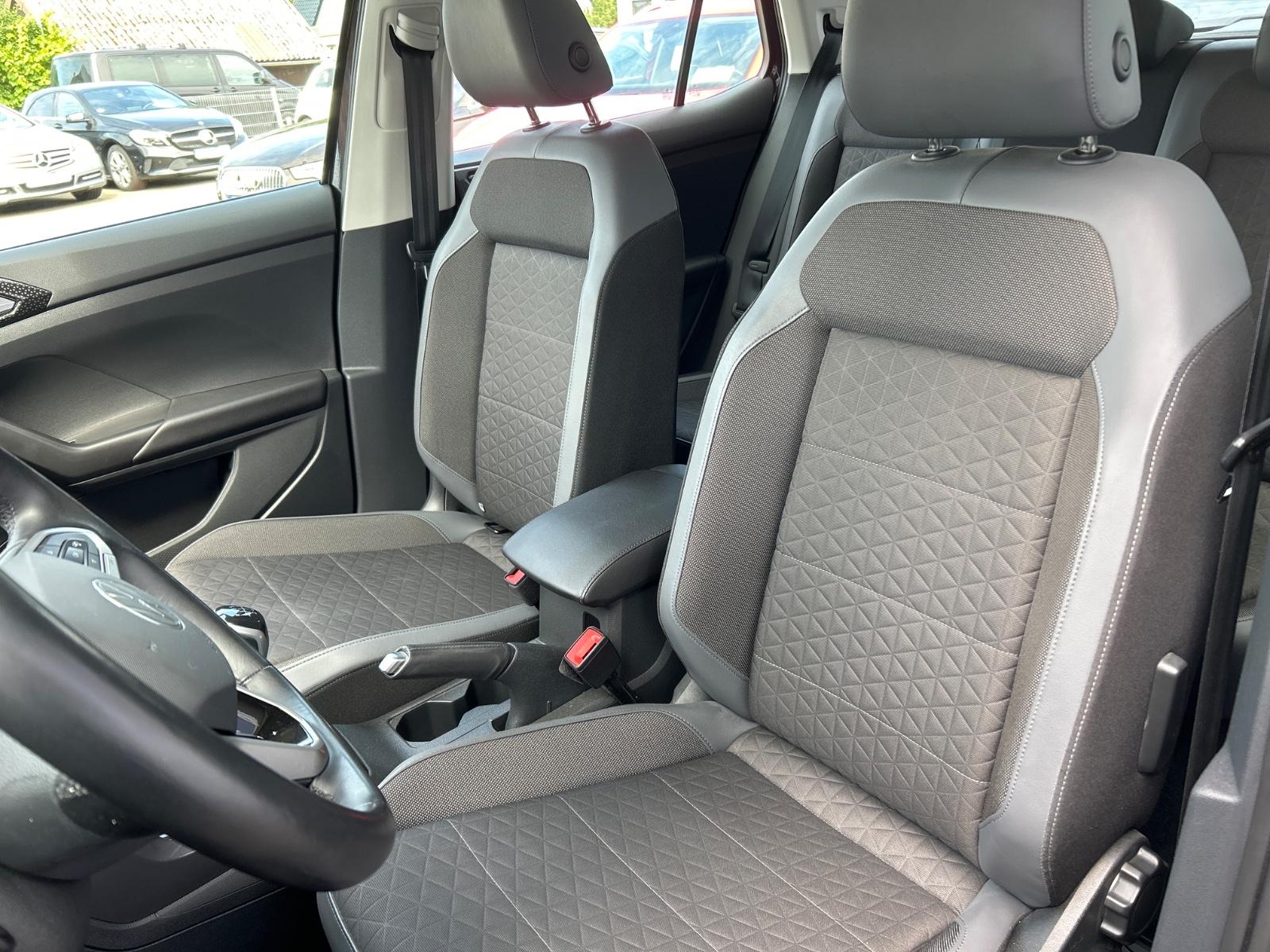 Volkswagen T-Cross Style