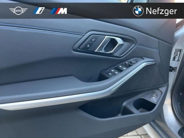 BMW 330 330d M-Sport Touring xDrive