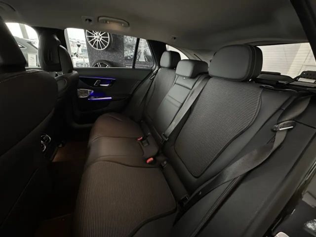 Mercedes-Benz C 220 AVANTGARDE C 220 d Estate