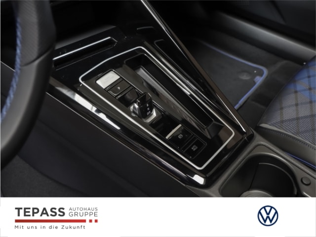 Volkswagen Golf 2.0 TSI